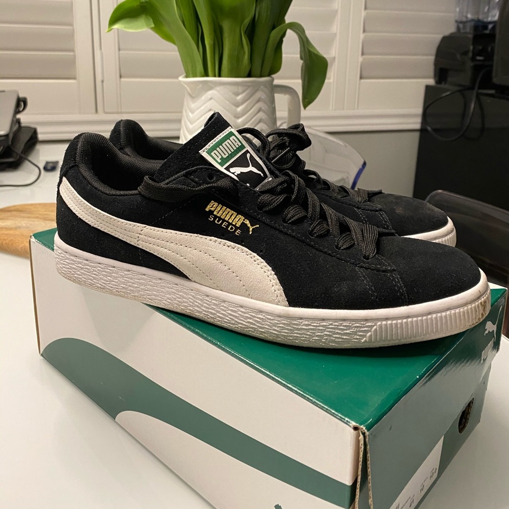 SOLD!!!Puma Suede Classic